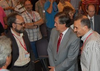 EL PARLAMENTO INSTA AL GOBIERNO A LA READMISION EN LA GUARDIA CIVIL DEL COMPAÑERO MORATA, EXPULSADO DE LA GUARDIA CIVIL POR SOLICITAR Y LUCHAR POR EL DERECHO DE ASOCIACION AMPARADO EN EL ARTICULO 22 DE LA CONSTITUCION