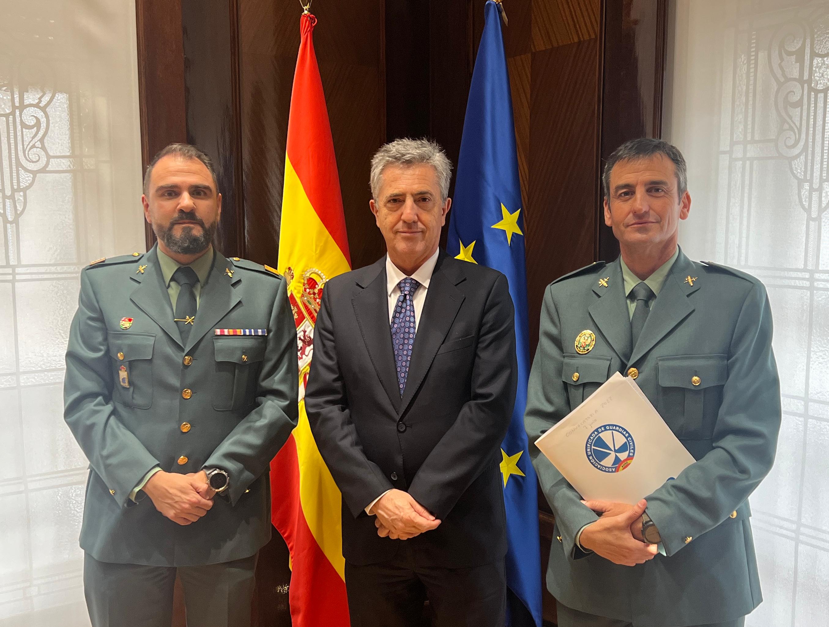 Reunión entre AUGC y el Director General de la Guardia Civil