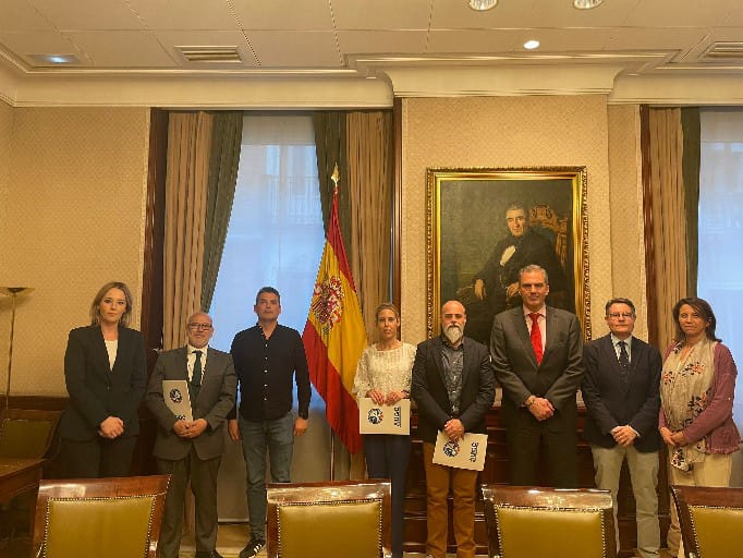 La iniciativa parlamentaria de la Comisión de Tráfico de AUGC es registrada por el grupo parlamentario VOX en el Congreso