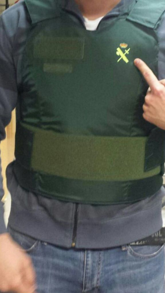 AUGC Madrid denuncia: guardias civiles sin chalecos, sin fundas antihurto para pistola… Y sin uniformes