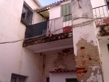 AUGC-Badajoz, alerta del estado “ruinoso” en el que se encuentran las dependencias oficiales de la Guardia Civil en Talavera la Real.
