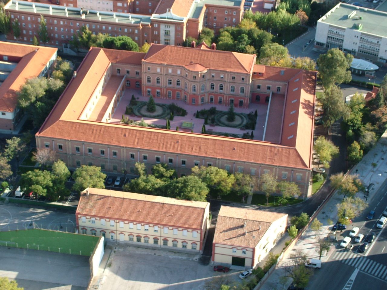 AUGC solicita la paralización de la norma que regulará los precios en las residencias de la Guardia Civil