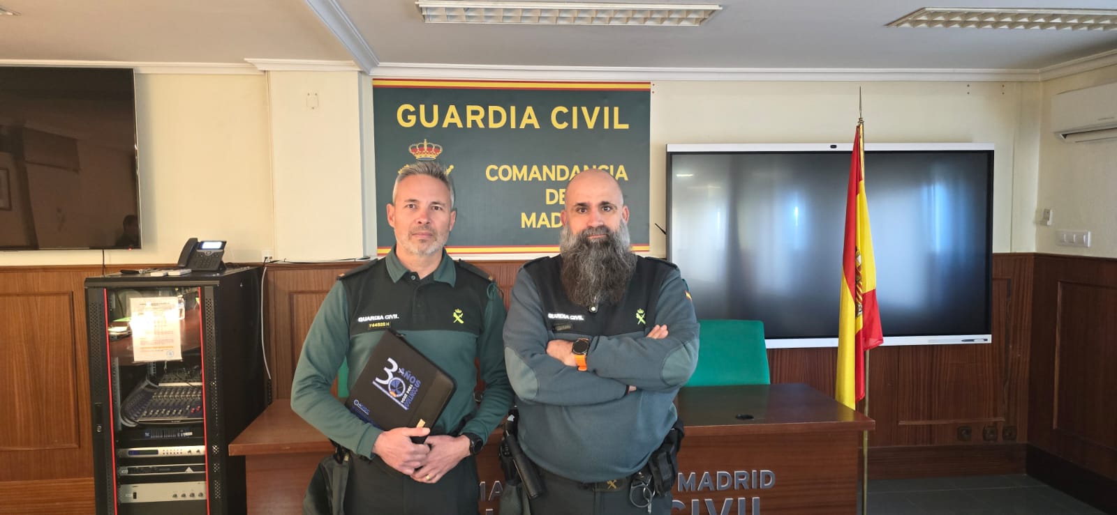 Reunión semestral convocada por el Coronel de la Comandancia de Madrid en Tres Cantos a la que asisten AUGC Madrid y las diferentes asociaciones
