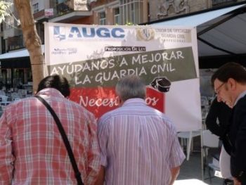 AUGC-MURCIA COMIENZA LA CAMPAÑA DE RECOGIDA DE FIRMAS