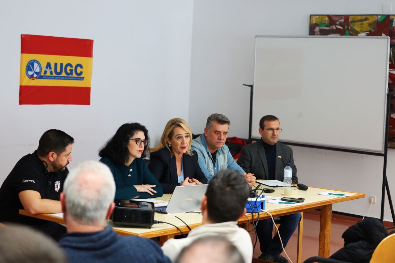 Guardias civiles y policías locales realizan un curso de formación conjunta de Experto en Derecho Penal Operativo