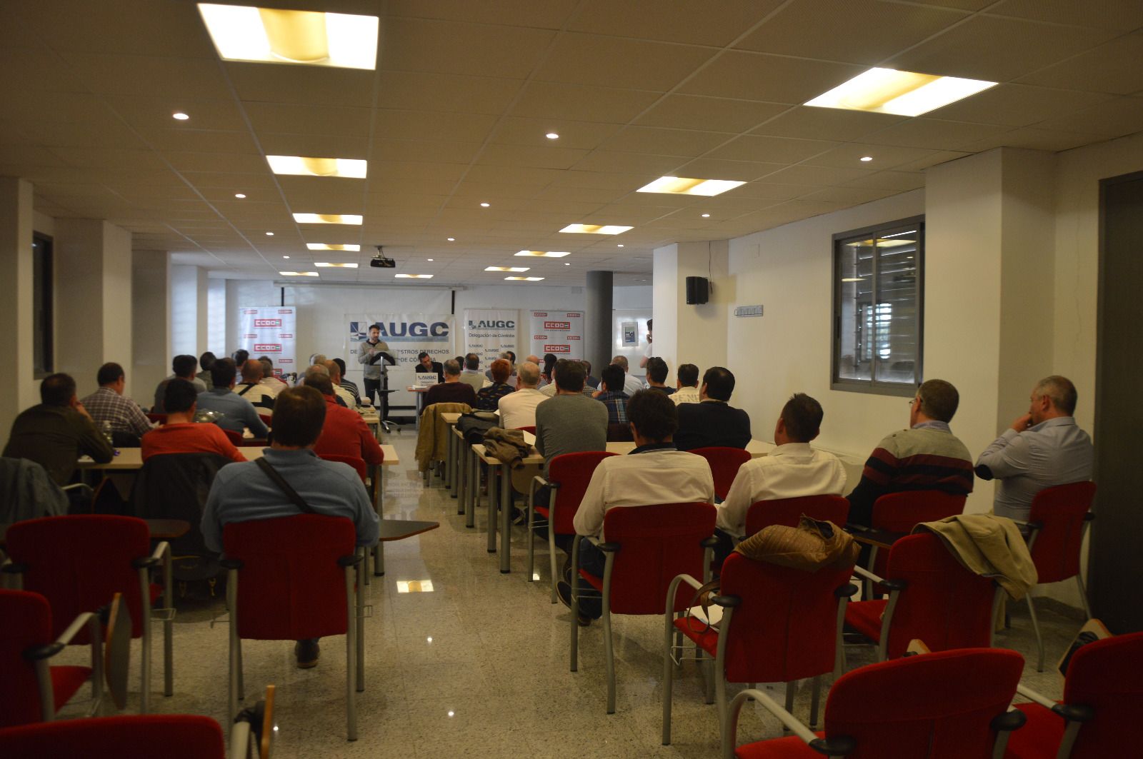 AUGC reclama en su asamblea la equiparación salarial y se organiza para las Elecciones al Consejo de la Guardia Civil