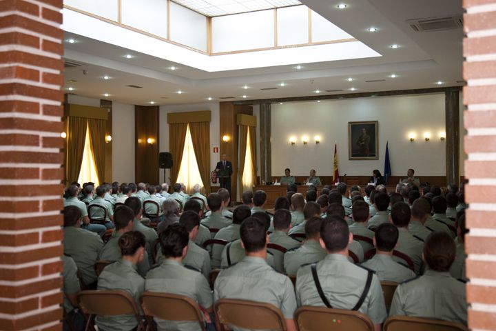 La Comisión de Oficiales de AUGC pone en marcha un plan de contingencia jurídica para una integración justa