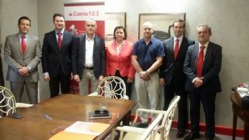 Acuerdo de colaboración con el Banco Santander con productos y servicios financieros para afiliados