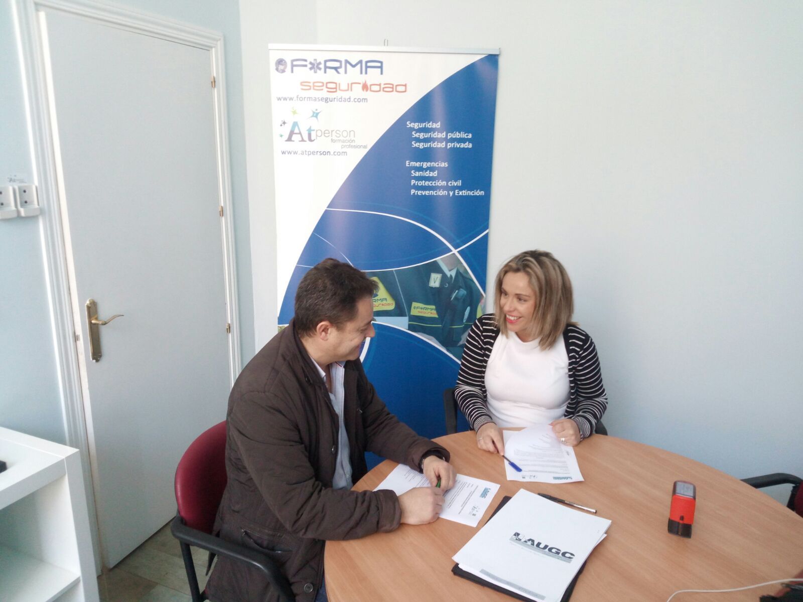 Firma del Convenio de Colaboración entre ATPerson y AUGC Cuenca