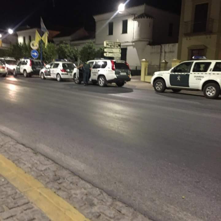 DOS GUARDIAS CIVILES HERIDOS AL MEDIAR EN PELEA ENTRE DOS FAMILIAS RUMANAS