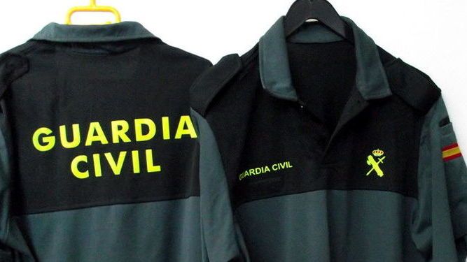 Un informe de la Dirección General contempla obligar al uso de uniforme en actos de asesoramiento en expedientes disciplinarios