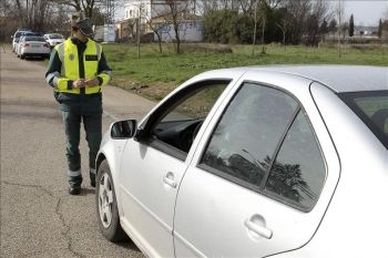 Interior pide a los guardias civiles que usen los chalecos antibalas… ¡que no les proporciona!
