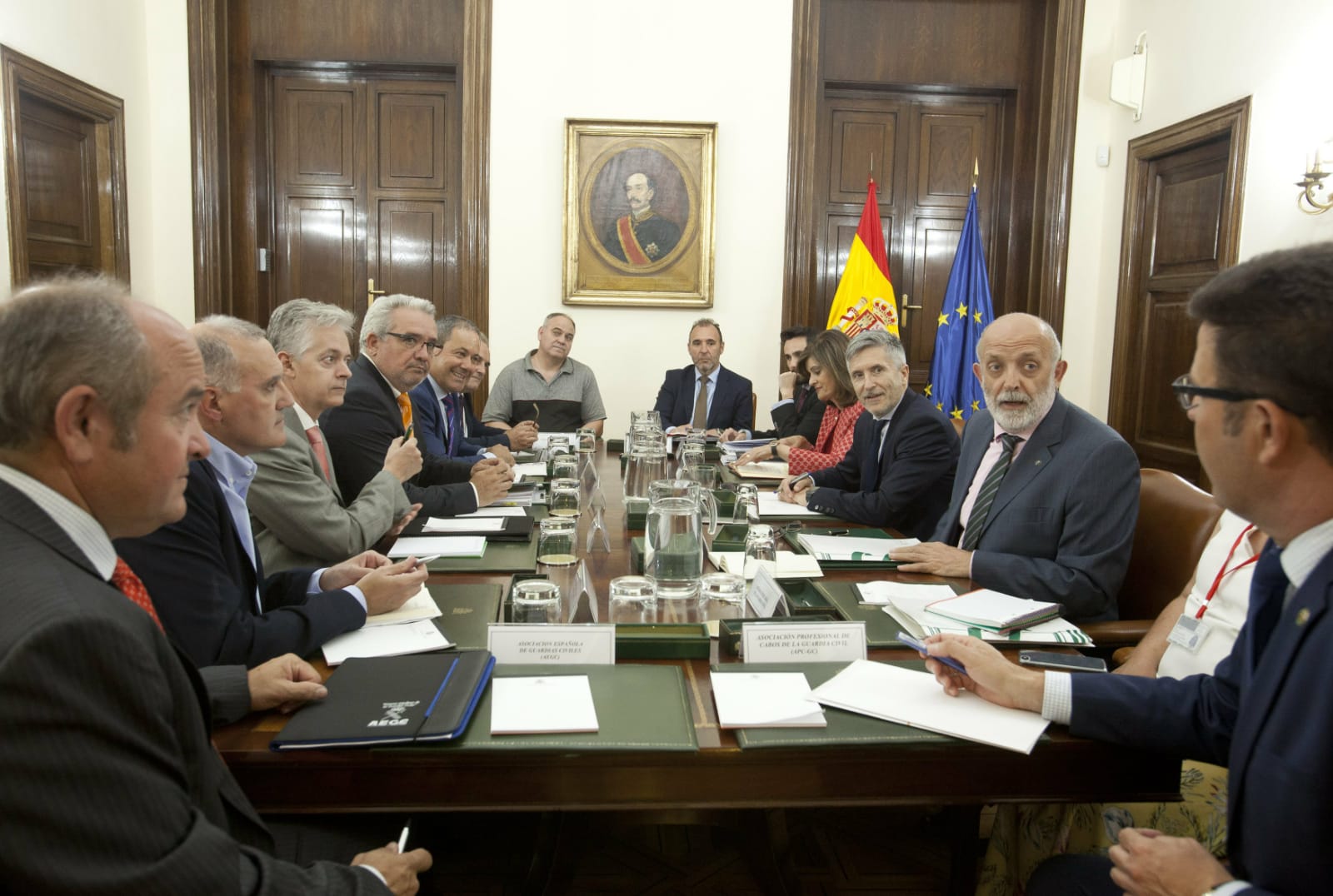 Reunión de las asociaciones profesionales de guardias civiles con los nuevos responsables ministeriales