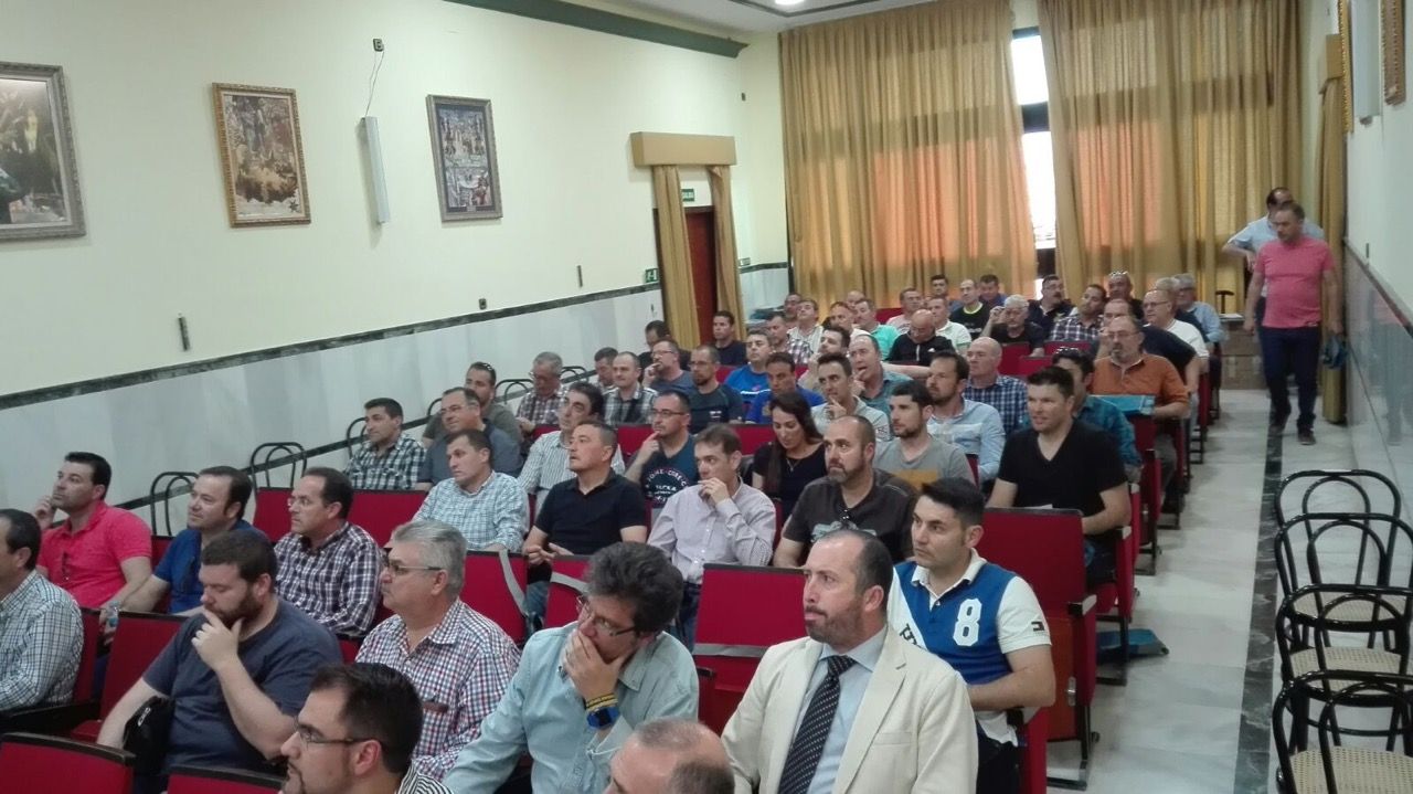 Gran afluencia a la Asamblea General Ordinaria de AUGC Sevilla