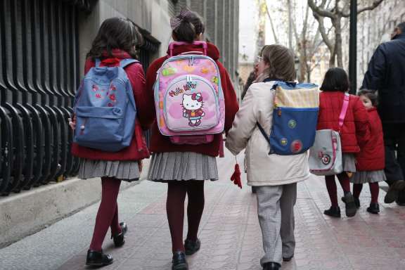 La presión ejercida por AUGC logra que se adelante a antes del mes de julio la comunicación de los destinos por vacantes