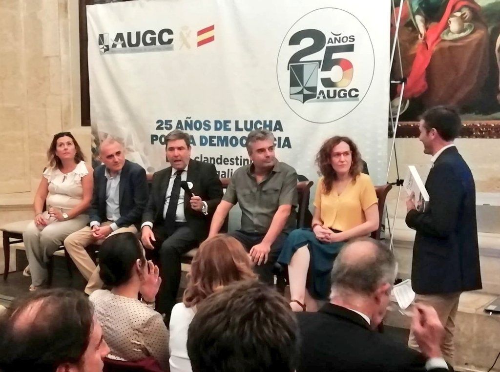 AUGC celebra en Sevilla sus 25 años con un acto en el que representantes de la política y sociedad andaluzas debaten sobre los derechos de los guardias civiles