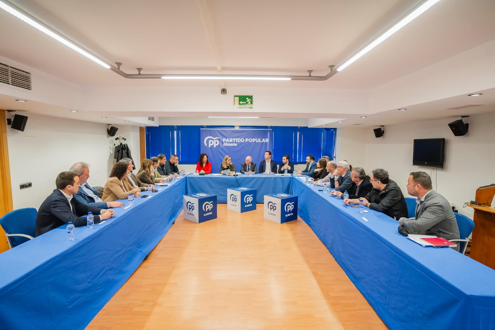 La Federación Andaluza de AUGC y la delegación de Almería junto con el SUP trasladan las deficiencias que sufren los agentes en la provincia