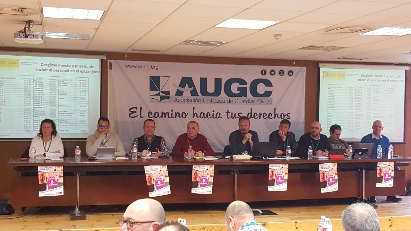 La negociación por la equiparación salarial, protagonista del Comité Confederal de AUGC