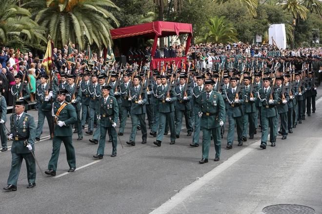 El afán por el boato y los desfiles en la Guardia Civil vuelve a restar efectivos a la seguridad pública
