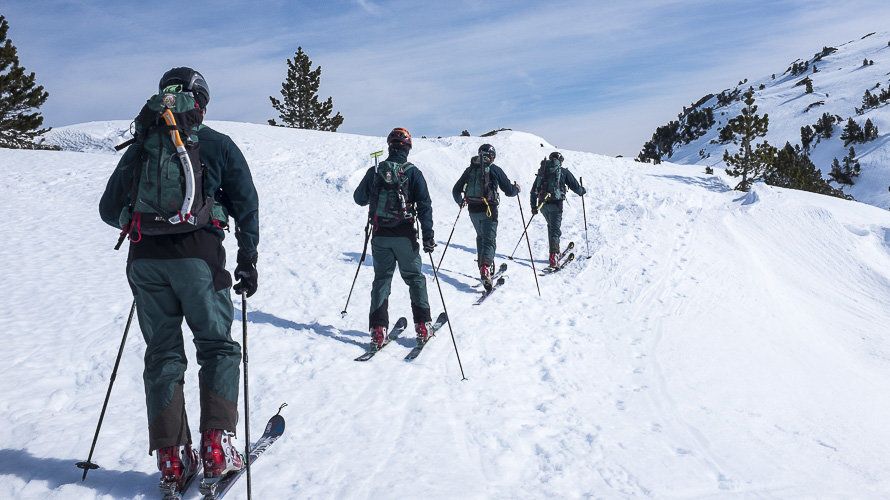 Pídele al Consejo que se facilite el equipamiento y material de las guardias femeninas del GREIM adaptados a su morfología