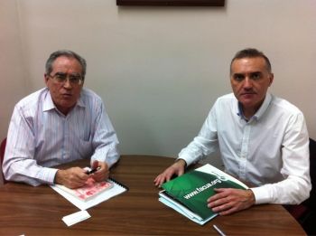 El presidente de FACUA y el secretario general de la Asociación Unificada de la Guardia Civil mantienen una reunión