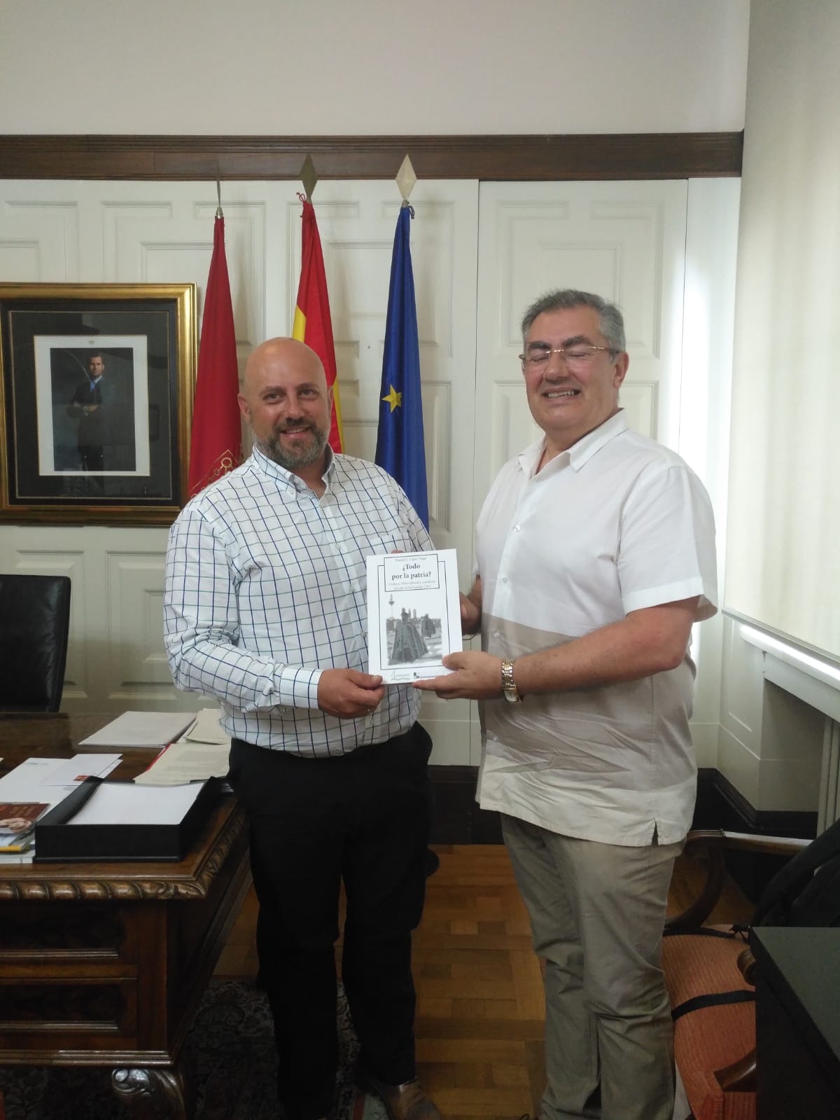La delegación provincial de AUGC-Navarra traslada las principales reivindicaciones de los guardias civiles al Delegado del Gobierno