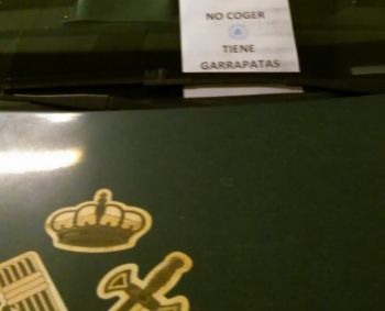AUGC Alicante vuelve a denunciar la presencia de garrapatas en vehículos de la Guardia Civil