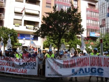 CIENTOS DE GUARDIAS CIVILES SE MANIFIESTAN POR TODA ESPAÑA. ENHORABUENA Y ADELANTE¡
