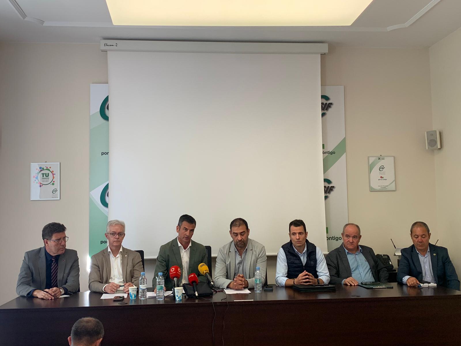 Todas las asociaciones de guardias civiles rechazan la estrategia política  que impone Marlaska en la Guardia Civil