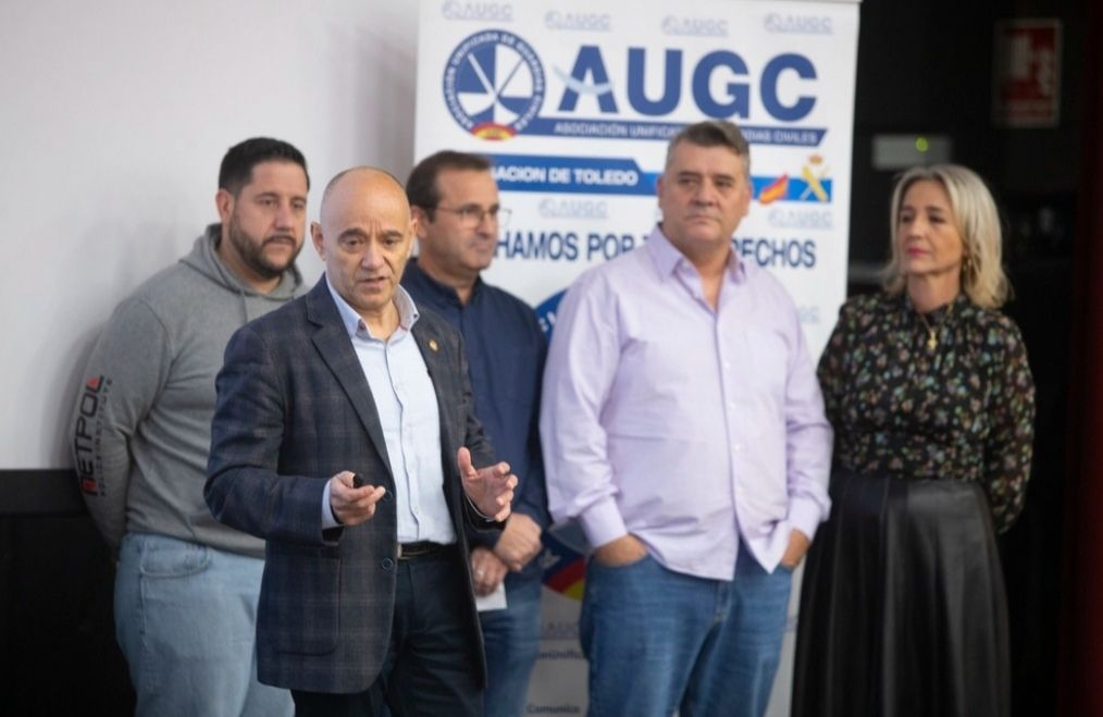 Guardias civiles y policías locales realizan un curso de formación conjunta de intervención y respuesta en Seguridad Ciudadana