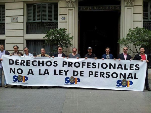 Los policías nacionales también protestan: ¿qué está pasando en el Ministerio del Interior?