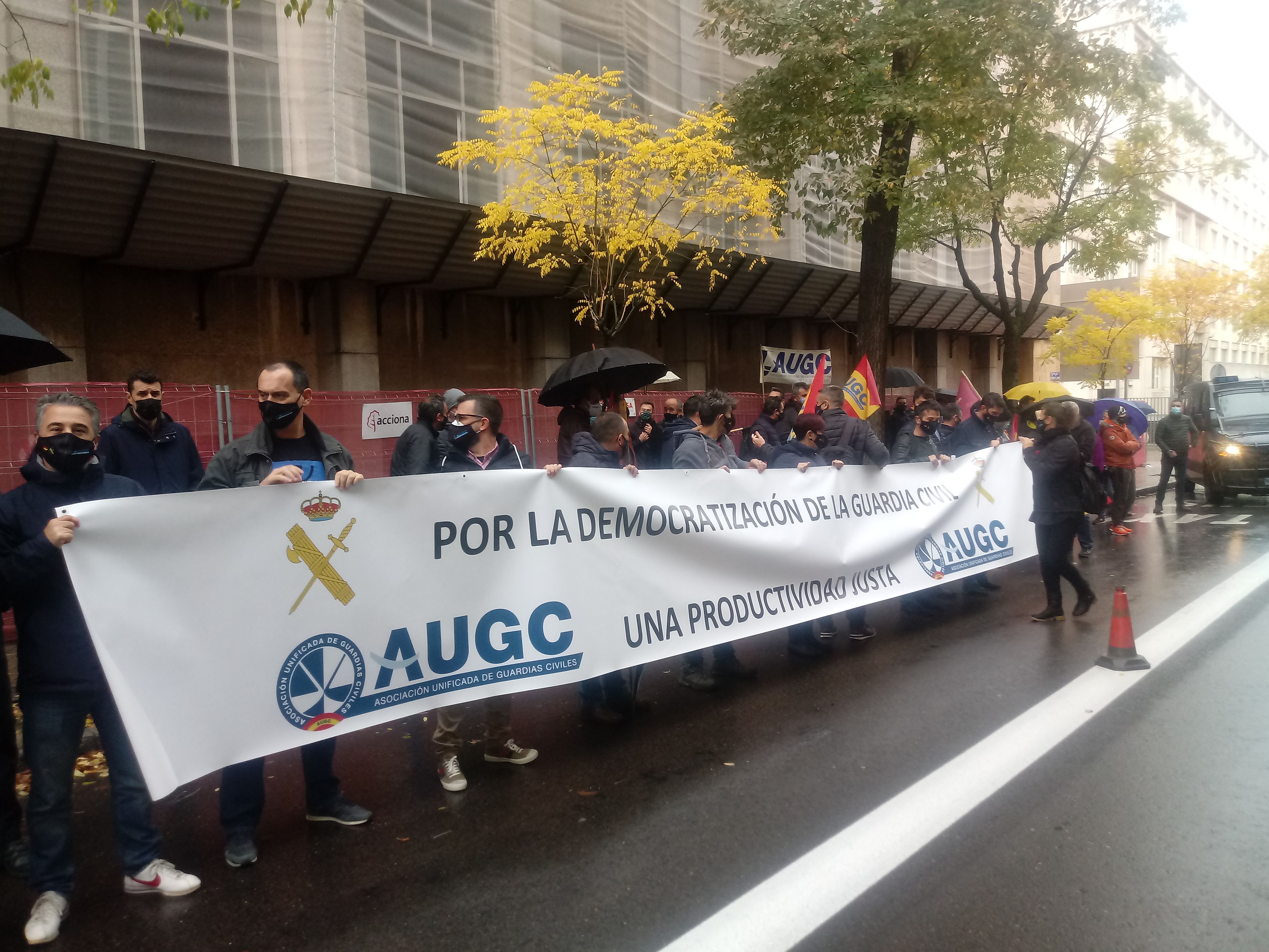 AUGC clama en la calle contra el reparto de la Productividad de la Guardia Civil, que vuelve a favorecer al Generalato