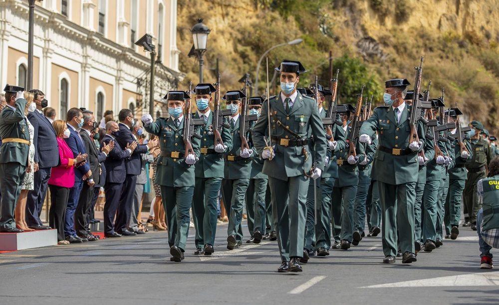 La Guardia Civil organiza en Huelva un desfile militar mientras recorta derechos a sus trabajadores