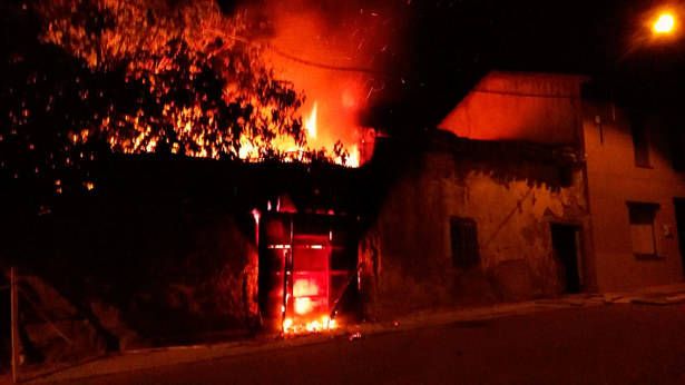 AUGC León aplaude la acción de dos guardias civiles que salvaron la vida de un hombre en el incendio de su vivienda