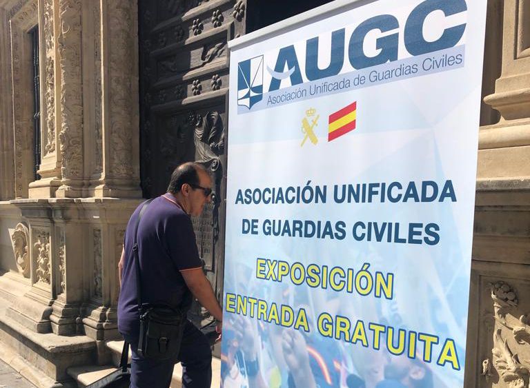 AUGC inaugura en Sevilla su exposición itinerante en la que conmemora su vigésimo quinto aniversario
