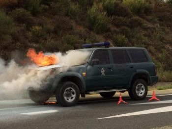 Arde un vehículo oficial en Navarra