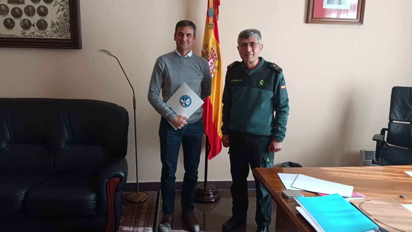 AUGC se reúne con el General y Presidente de la Asociación Pro Huérfanos para tratar el incremento de precios de las residencias de la Asociación