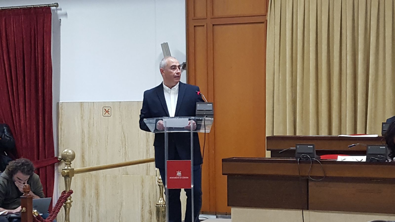 AUGC reclama la equiparación salarial para guardias civiles y policías nacionales ante el pleno del Ayuntamiento de Córdoba