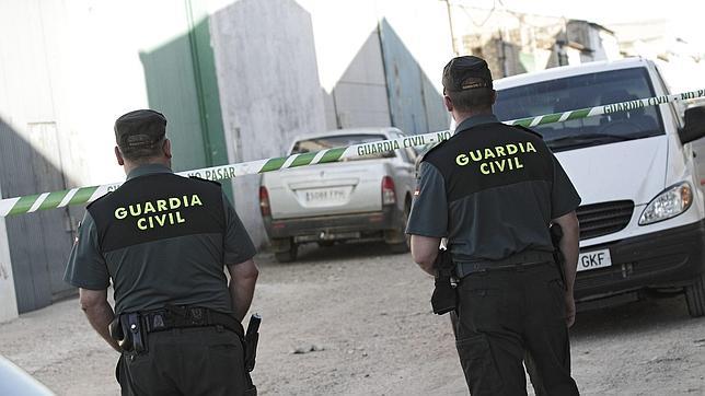 Expedientes para los profesionales de base, mientras se pasan por alto vulneraciones de los mandos