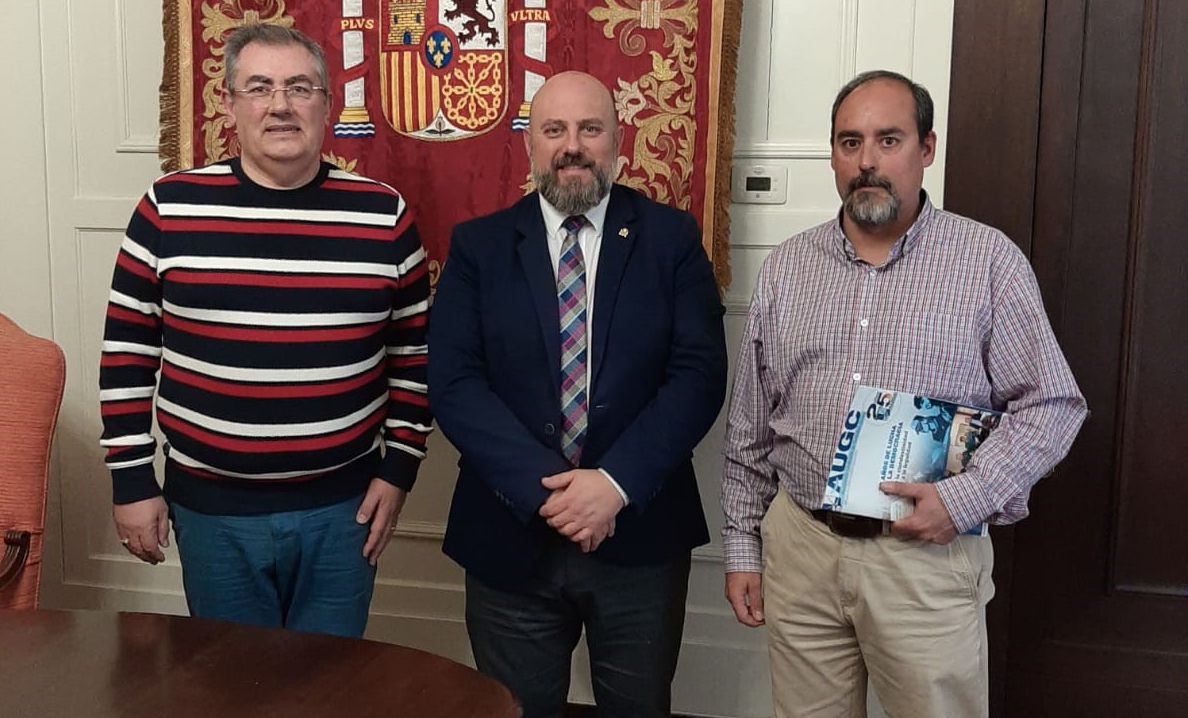 Reunión de AUGC Navarra con el delegado del Gobierno para exponerle la preocupación por la próxima transferencia de las competencias de Tráfico a la Policía Foral