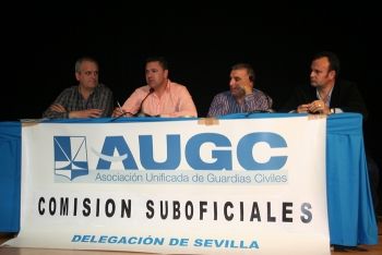 LA COMISIÓN DE SUBOFICIALES SE REUNE EN SEVILLA