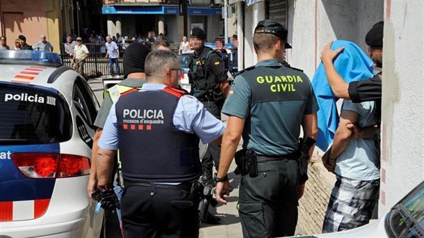 La Guardia Civil retiene en Cataluña a los agentes que debían incorporarse a nuevos destinos en otras comunidades