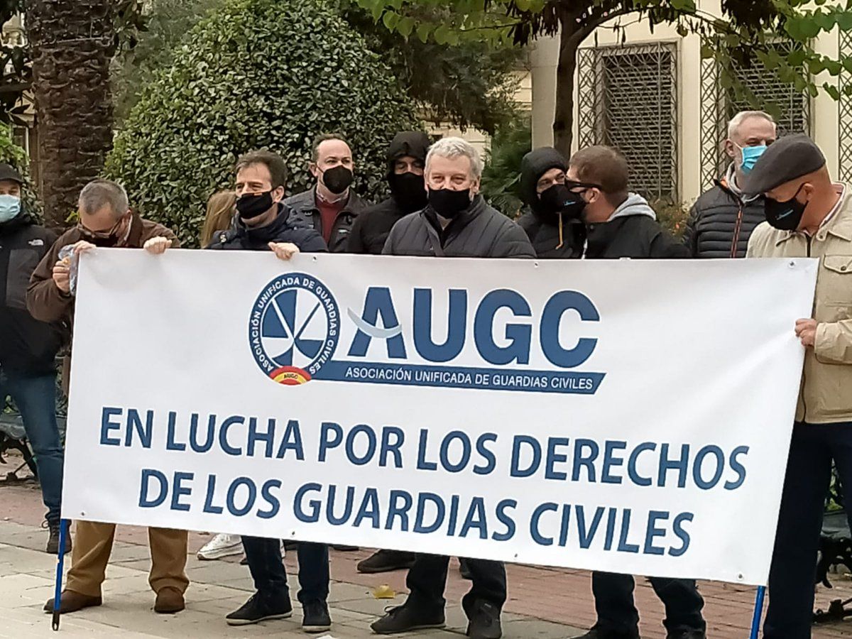 Acoso contra representantes de AUGC: expediente al secretario general de Badajoz y pérdida de destino y especialidad al de Cantabria