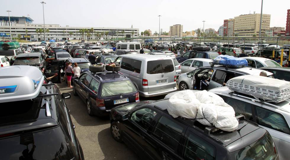 Los guardias civiles con destino en Cataluña vuelven a ser excluidos de la Operacion Paso del Estrecho