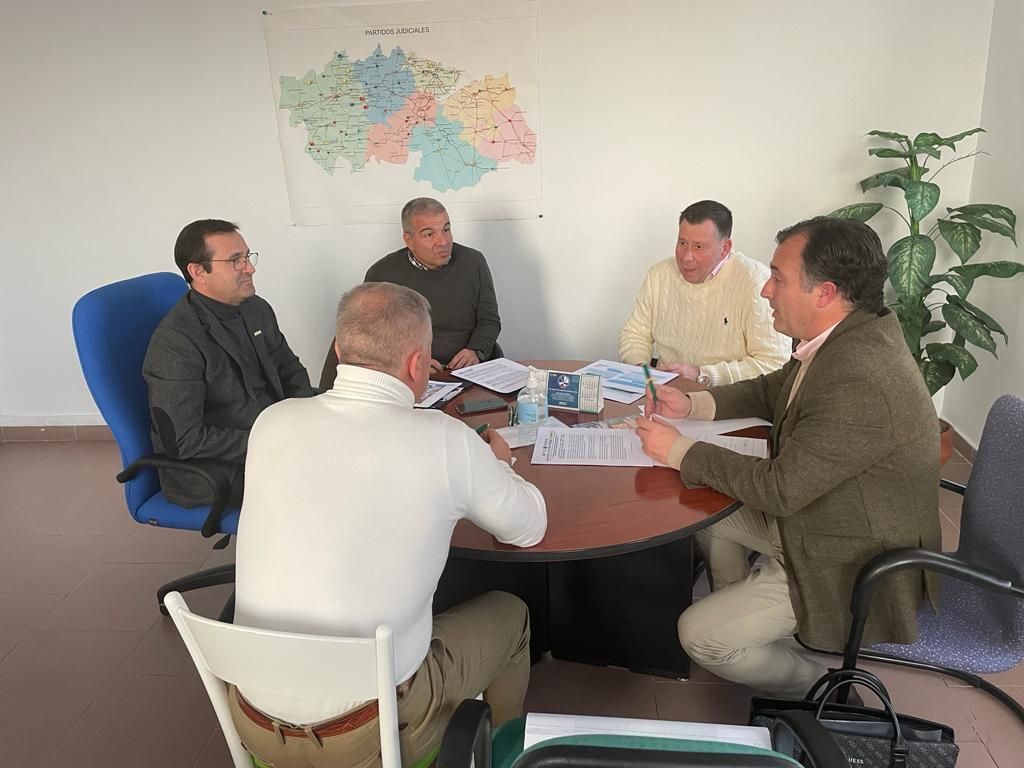 AUGC Toledo se reúne con VOX para exponer las demandas y reivindicaciones de los Guardias Civiles de Castilla-La Mancha