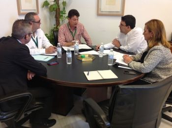 AUGC se reúne en el Parlamento Andaluz con PSOE-A para pedir su apoyo a una moción parlamentaria