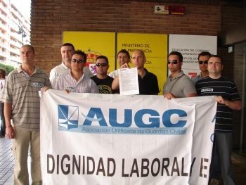 AUGC ADVIERTE AL MINISTERIO: O MEJORAS EN LA JORNADA O ABANDONAREMOS EL CONSEJO GUARDIA CIVIL
