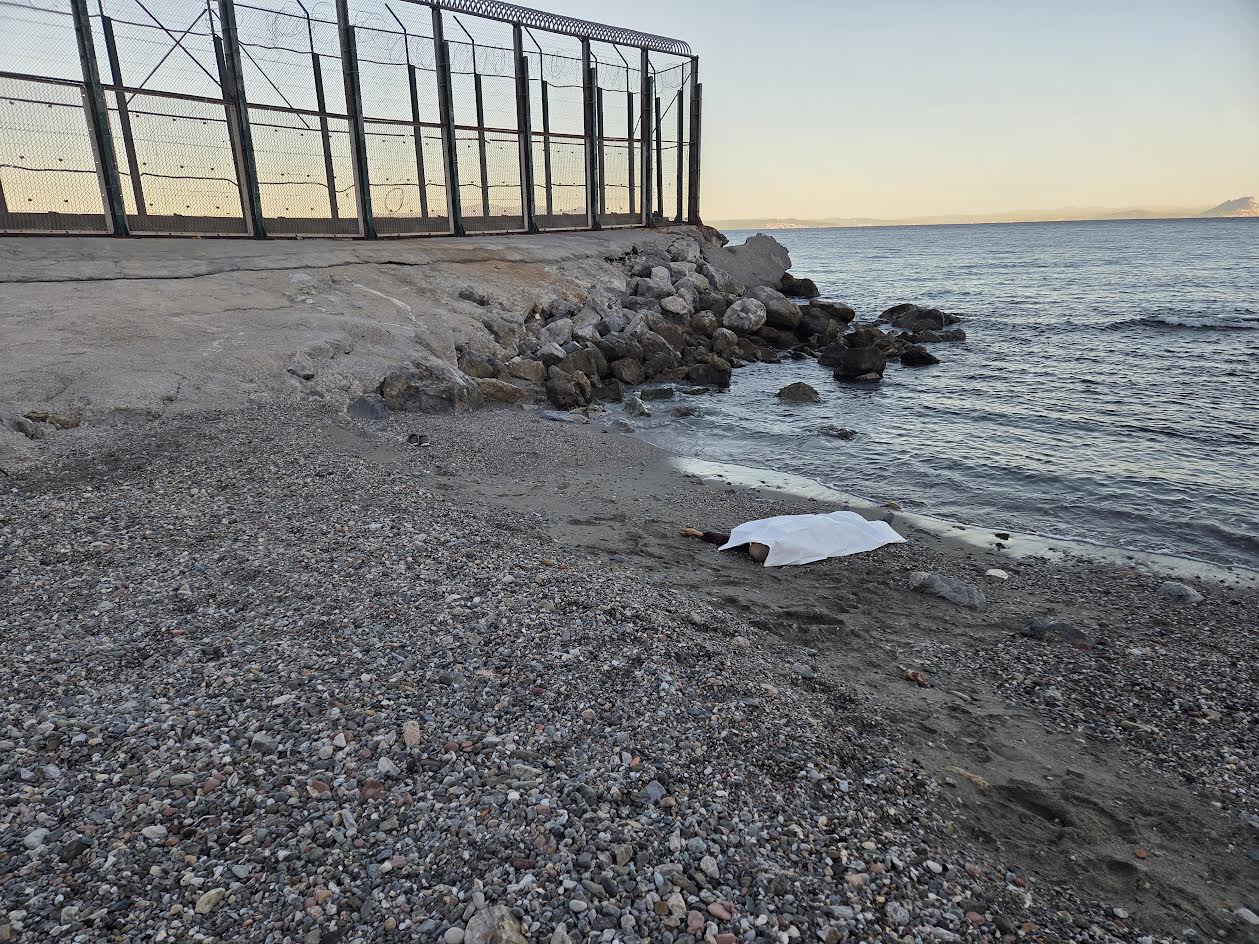 AUGC consigue reforzar la seguridad en la frontera de Ceuta con nuevo material de rescate ante el drama migratorio