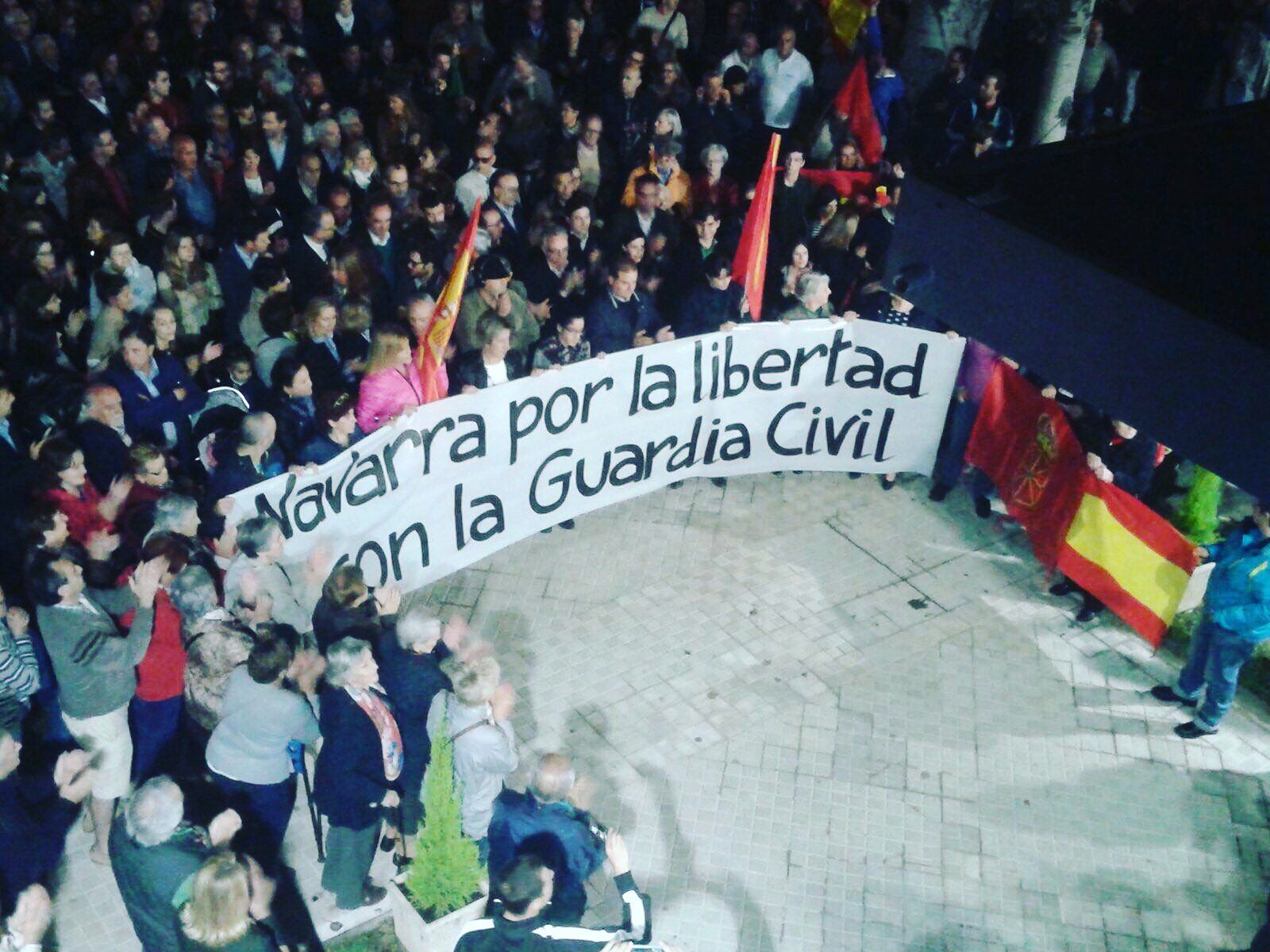 AUGC Navarra, presente en la concentración en apoyo de los compañeros agredidos en Alsasua