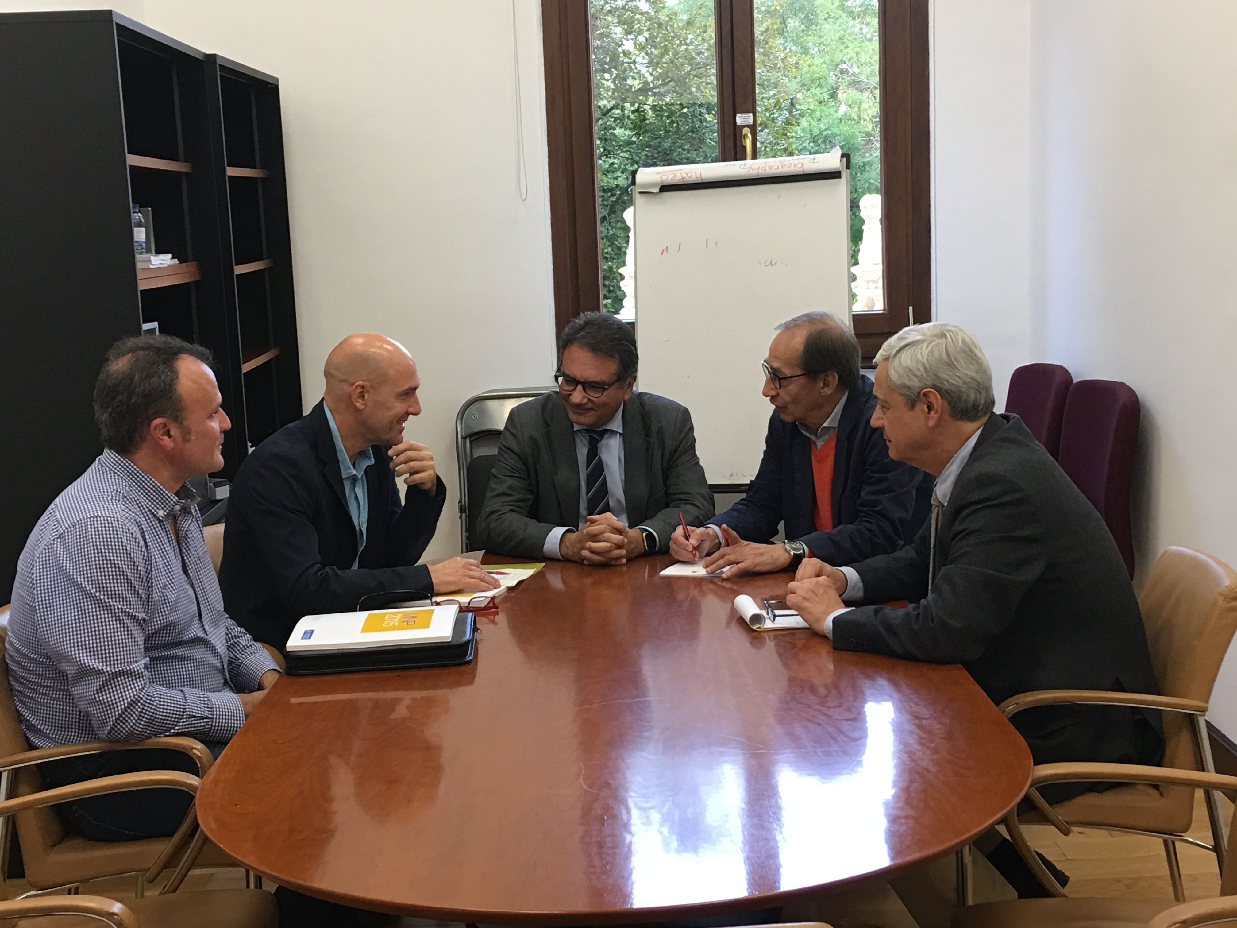 AUGC se reúne con los responsables del Mecanismo Nacional de Prevención de la Tortura, dependiente del Defensor del Pueblo